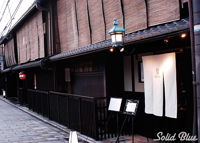 こちらも風情あるお店